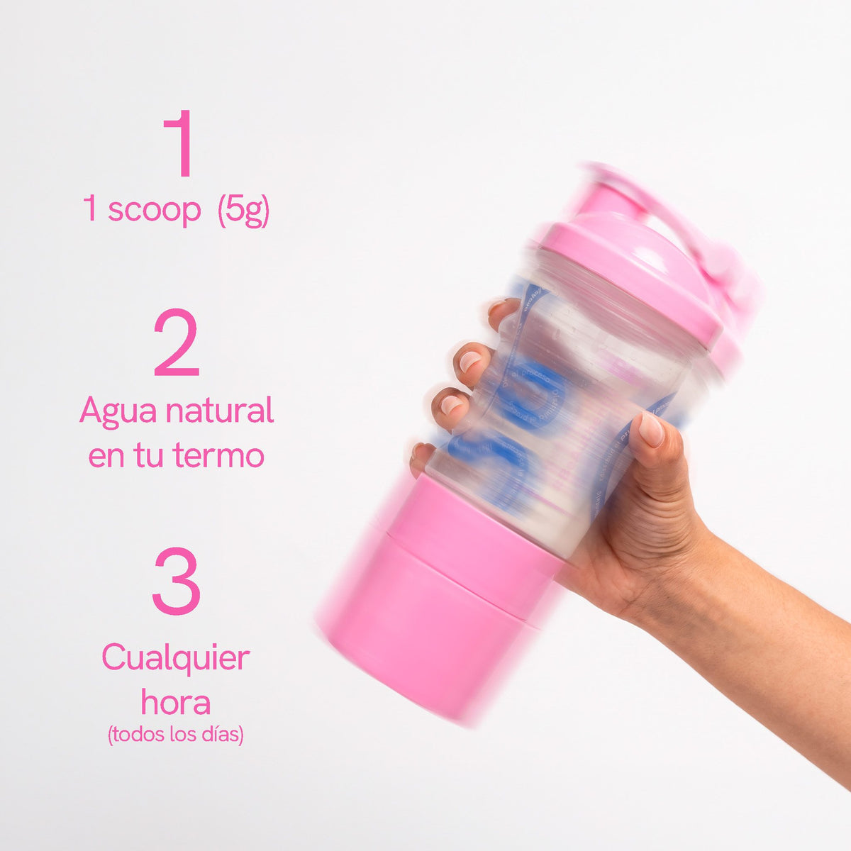 Modo de uso de la Creatina Monohidratada Mujer: 1 scoop en tu bebida favorita, a cualquier hora del día.